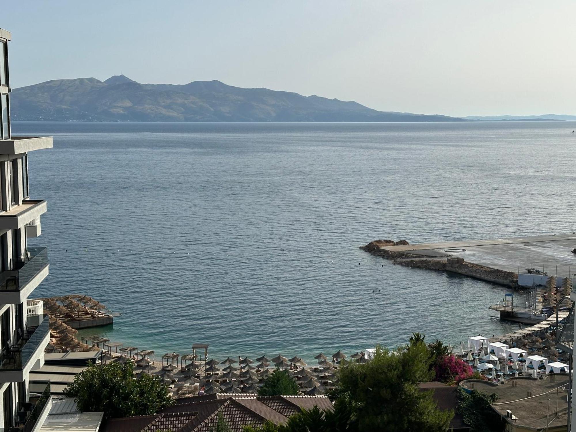 Dream Hotel Saranda Exterior photo