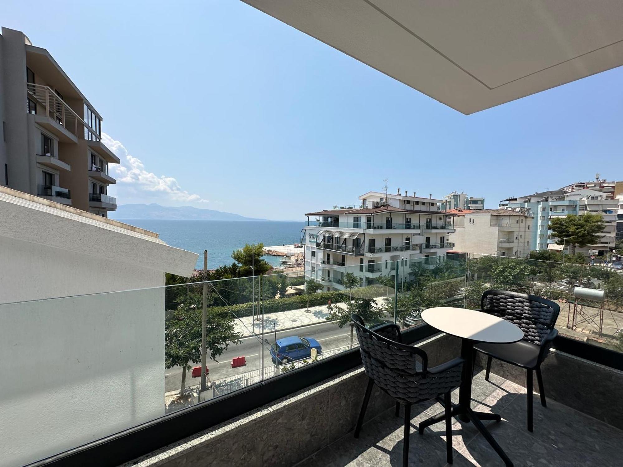 Dream Hotel Saranda Exterior photo