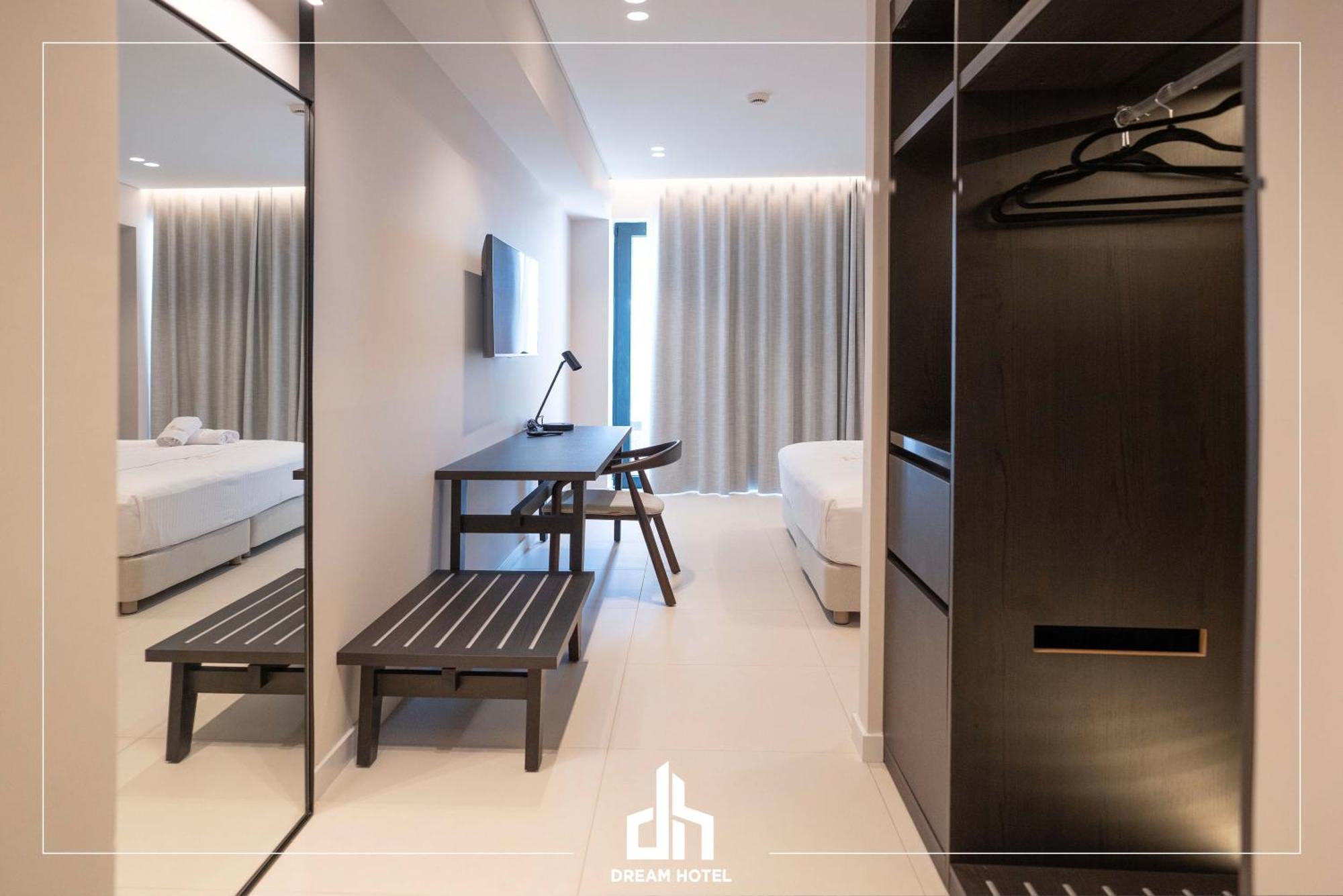 Dream Hotel Saranda Exterior photo