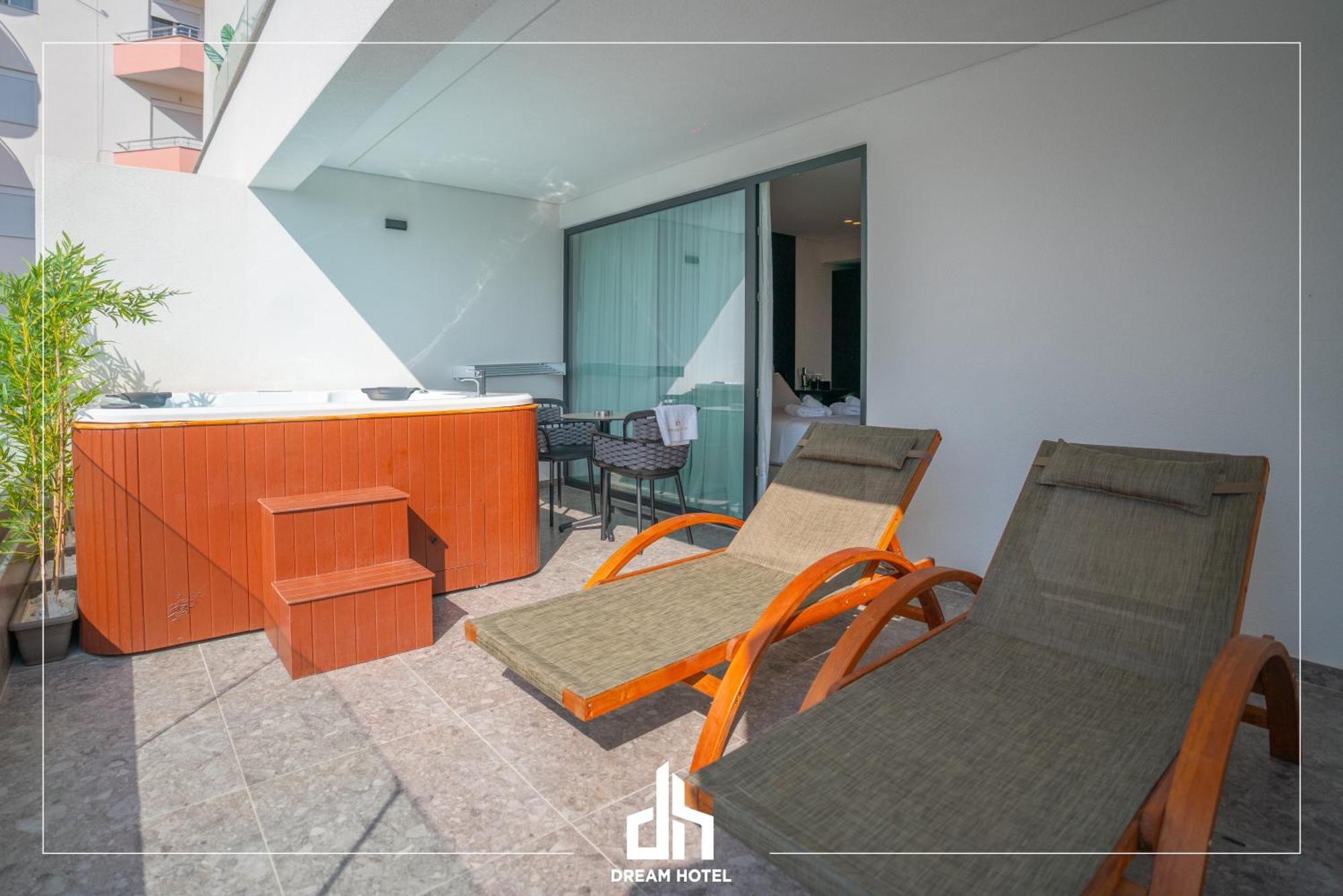Dream Hotel Saranda Exterior photo