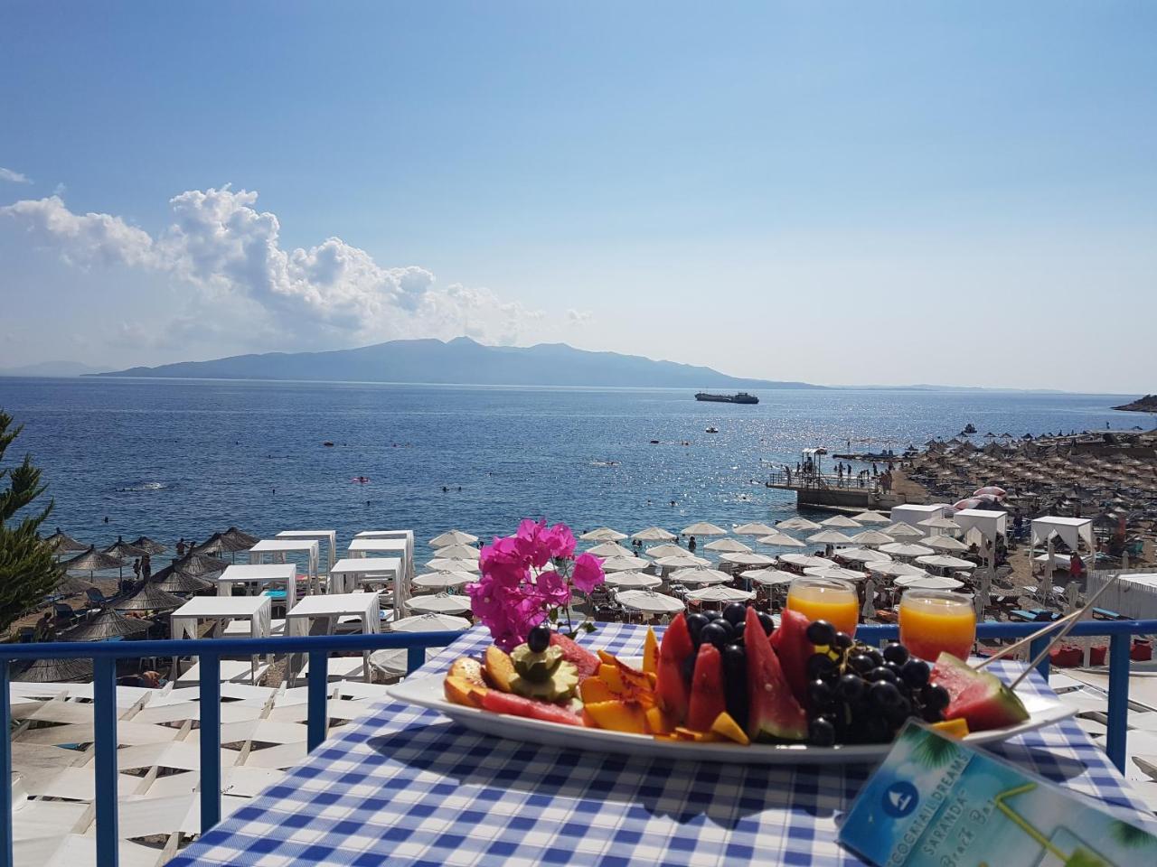 Dream Hotel Saranda Exterior photo